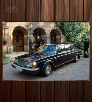 Металлическая табличка Volvo 264 TE